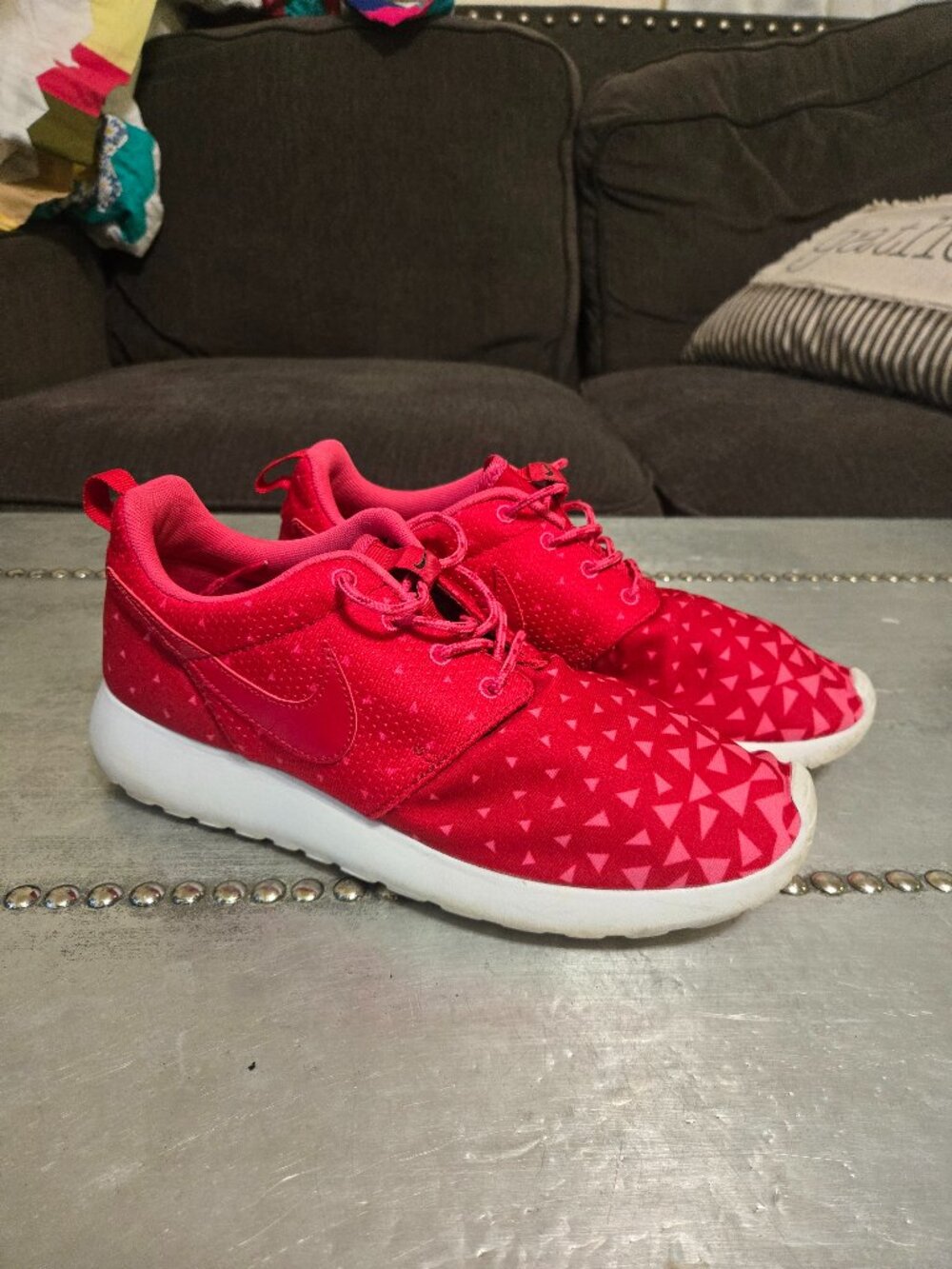Nike Roshe Run GS “Triangles”.
